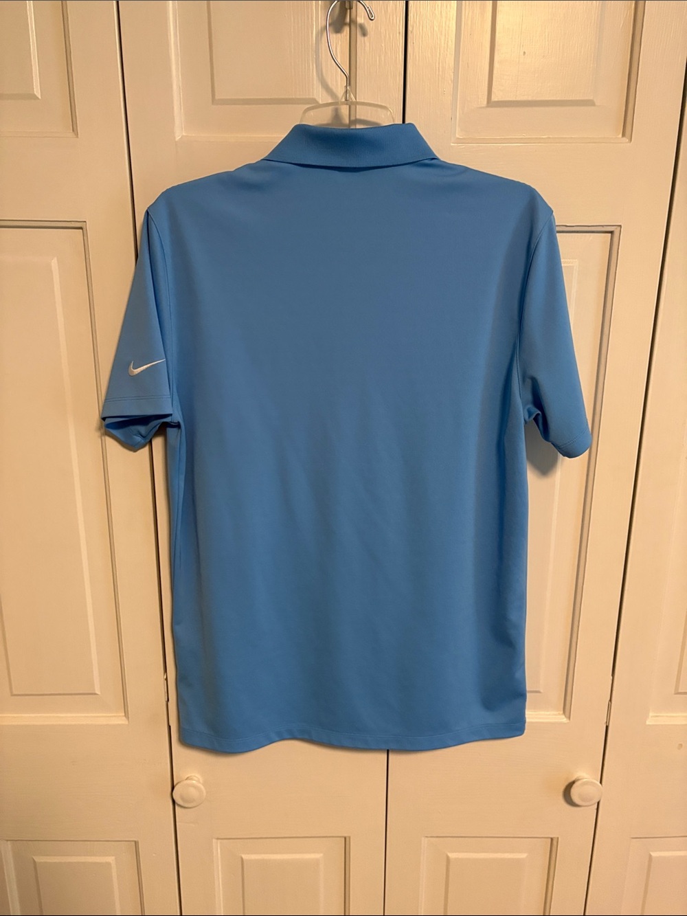 Nike Light Blue Polo Shirt with Animal Kingdom Embroidery - Picture 3 of 3